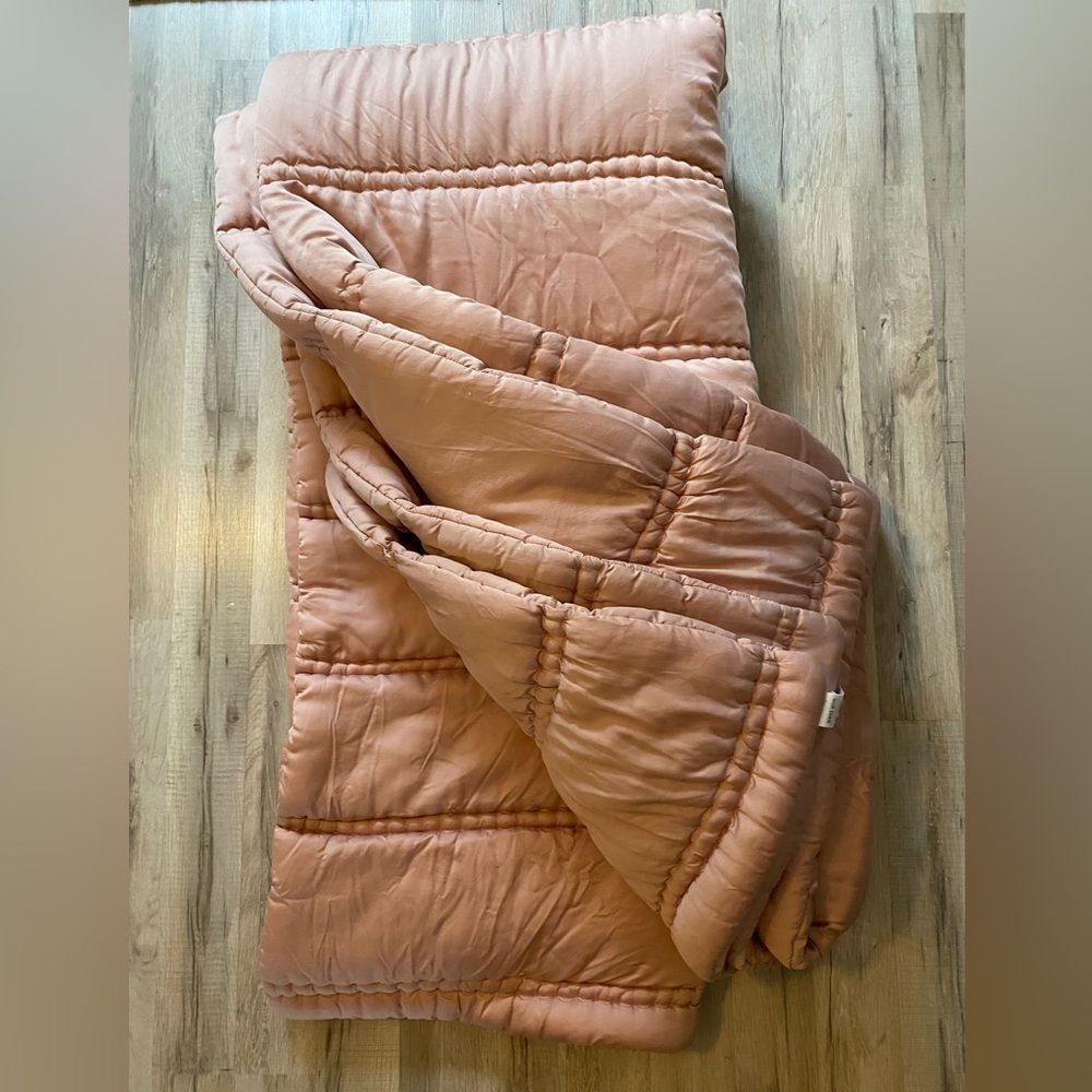 West Elm Blush Comforter and Sham set - Picture 3 of 11